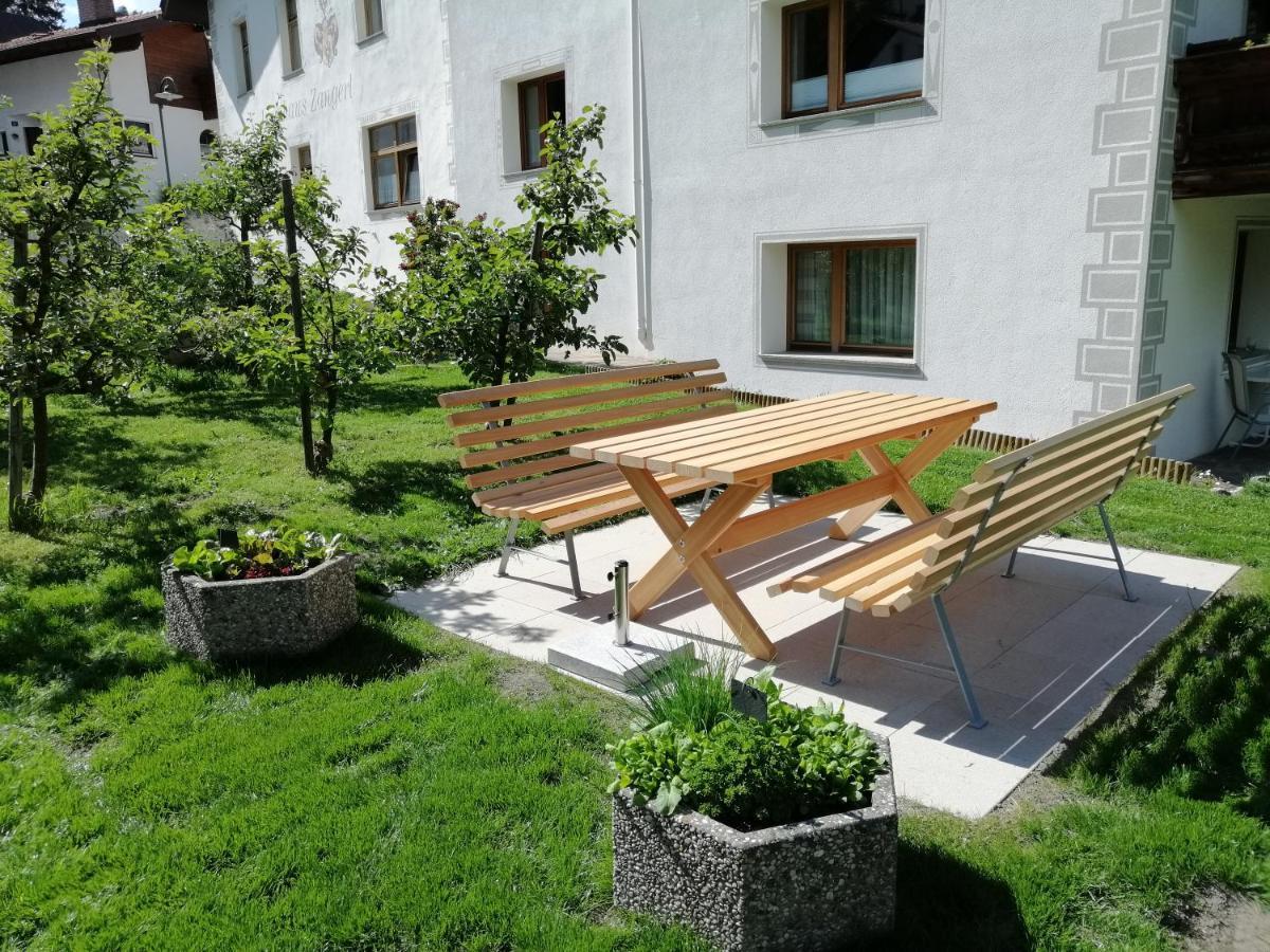 Landhaus Zangerl - Kobelerhof Landeck Exterior foto