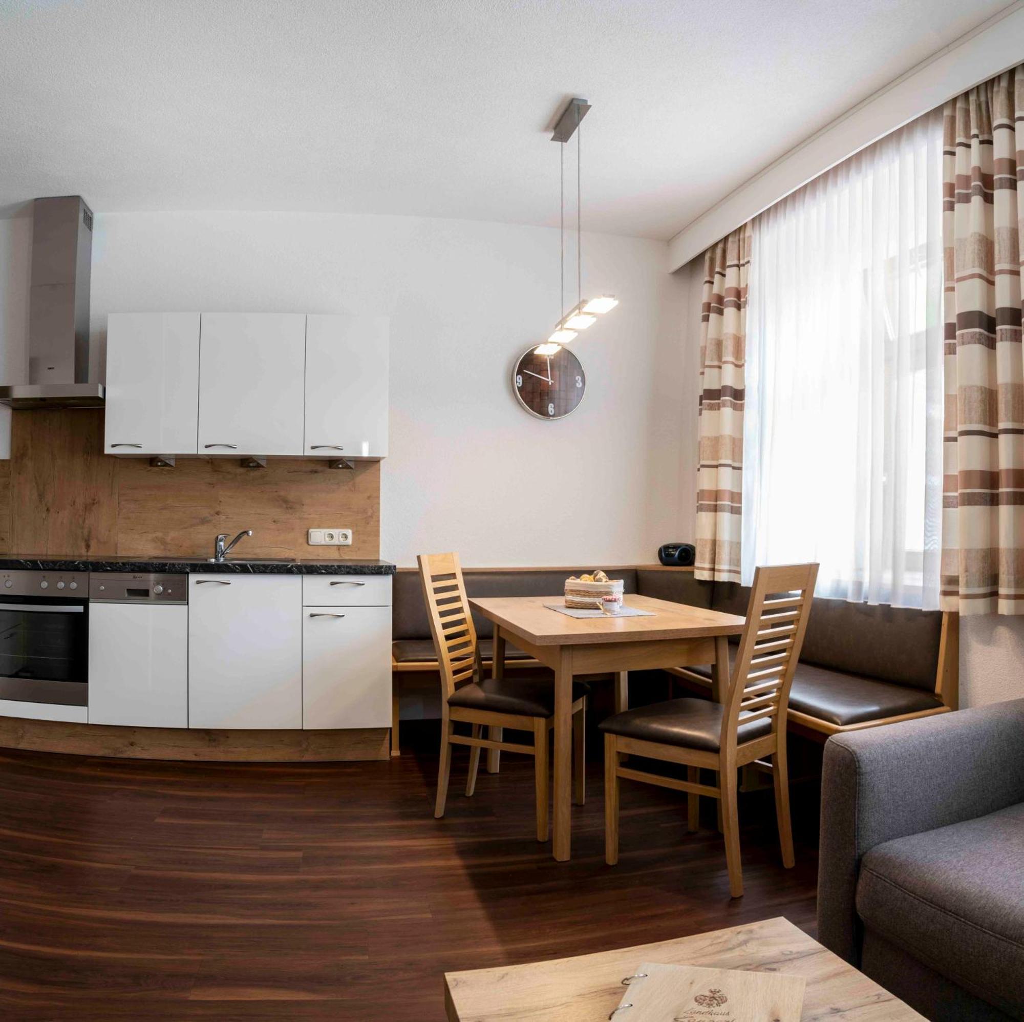 Landhaus Zangerl - Kobelerhof Landeck Cameră foto